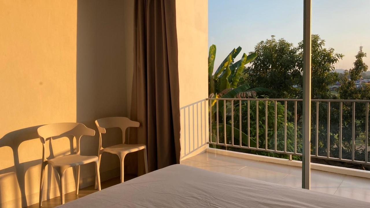 Baan Thammada Bed and Breakfast Nan Buitenkant foto